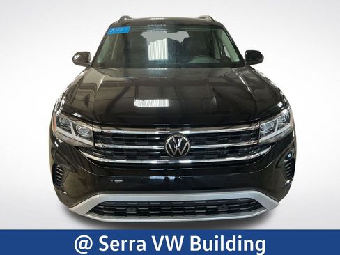 Certified 2023 Volkswagen Atlas SE w/ Panoramic Sunroof Package AWD/4WD image 9