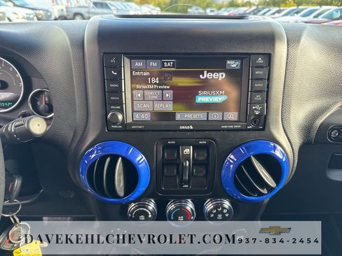 Used 2015 Jeep Wrangler Unlimited Sahara w/ Connectivity Group image 16