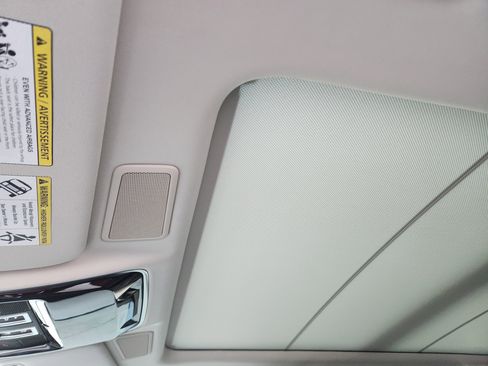 Certified 2022 Land Rover Range Rover Sport HSE Silver Edition image 28