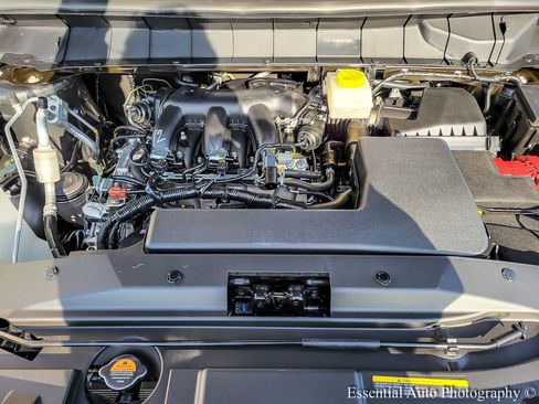 New 2025 Nissan Pathfinder Platinum image 21