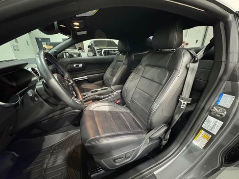 Used 2021 Ford Mustang GT Premium w/ GT Performance Package RWD image 9