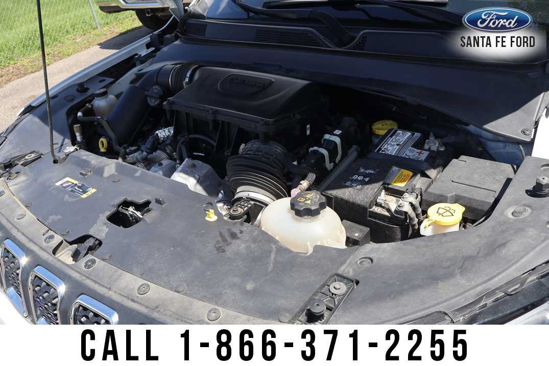 Used 2024 Jeep Compass Latitude w/ Altitude Special Edition AWD/4WD image 32