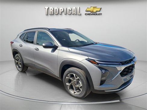 New 2026 Chevrolet Trax LT image 7