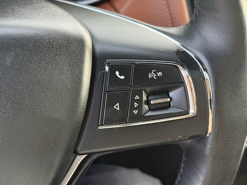 Used 2019 Maserati Levante AWD/4WD image 24