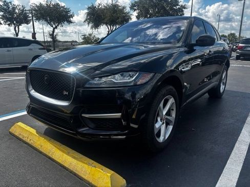 Used 2017 Jaguar F-PACE R-Sport AWD/4WD image 2