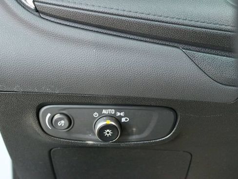 Used 2025 Buick Encore GX Avenir w/ Avenir Technology Package AWD/4WD image 16