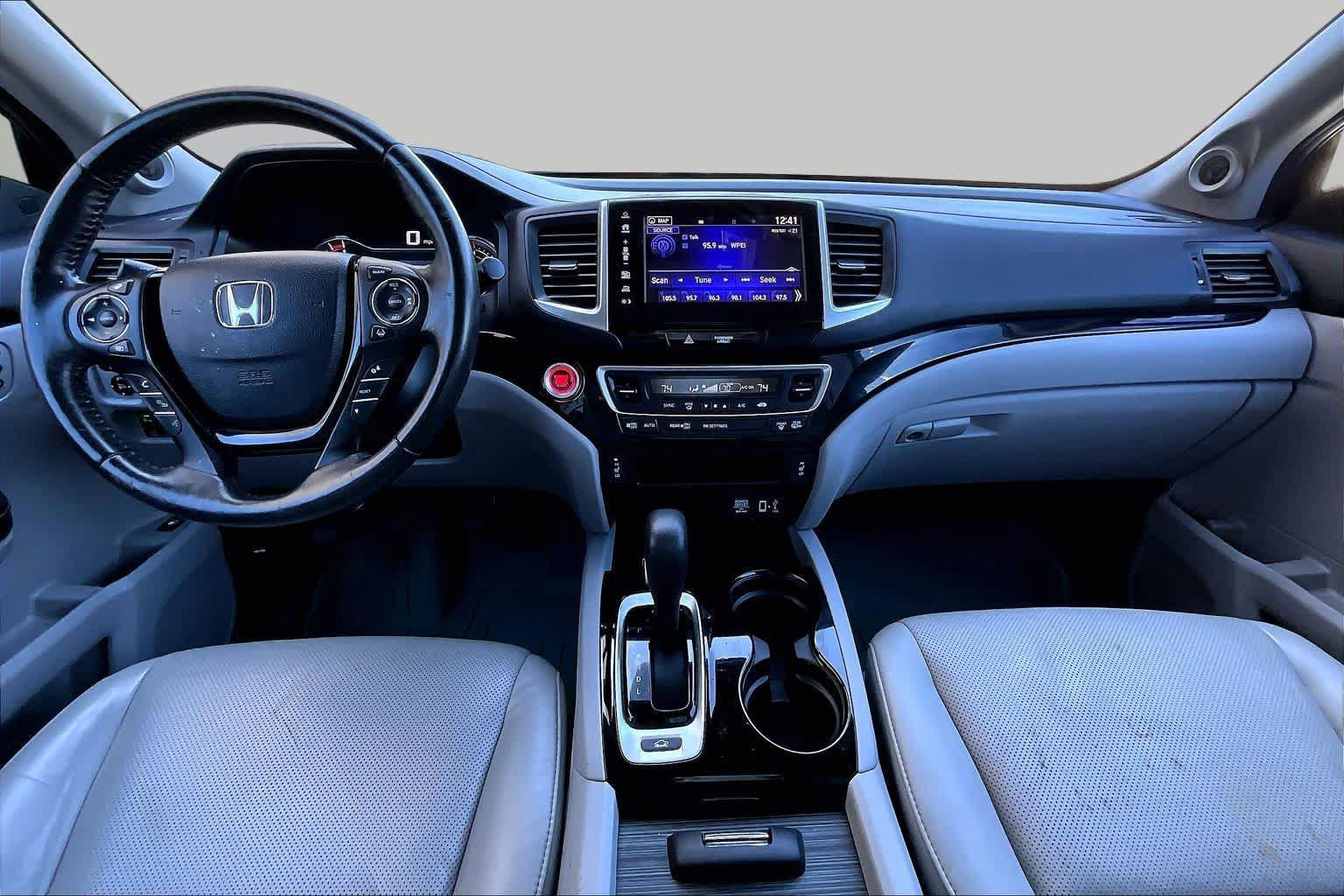Used 2019 Honda Ridgeline RTL-E image 16
