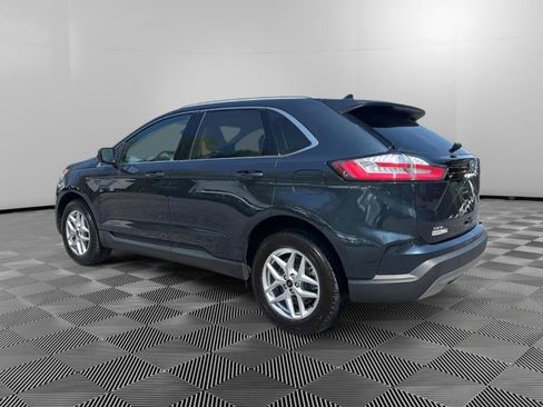 Used 2024 Ford Edge SEL w/ Convenience Package AWD/4WD image 3