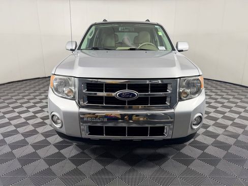 Used 2010 Ford Escape Limited image 10