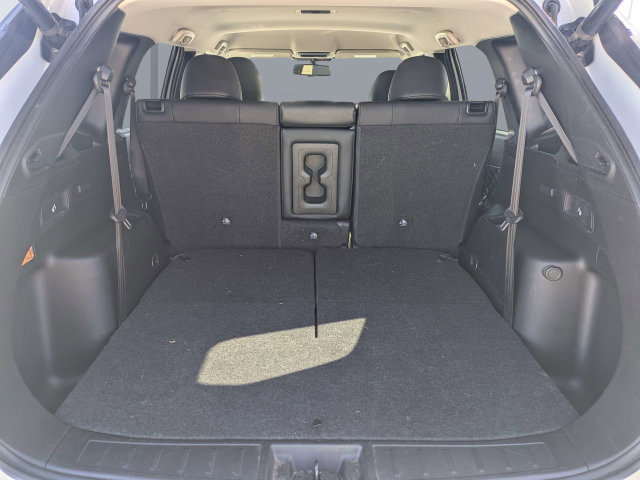 Used 2024 Mitsubishi Outlander SEL FWD image 12
