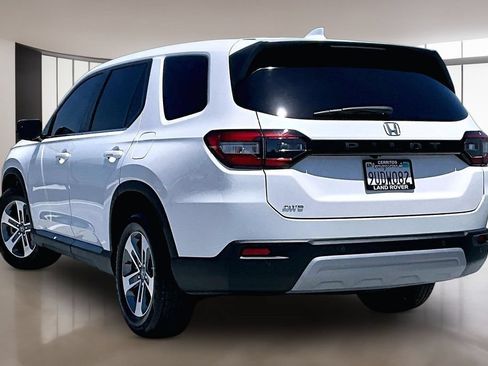 Used 2025 Honda Pilot EX-L image 4