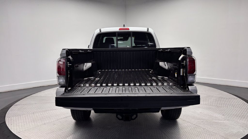 Used 2022 Toyota Tacoma TRD Sport RWD image 30