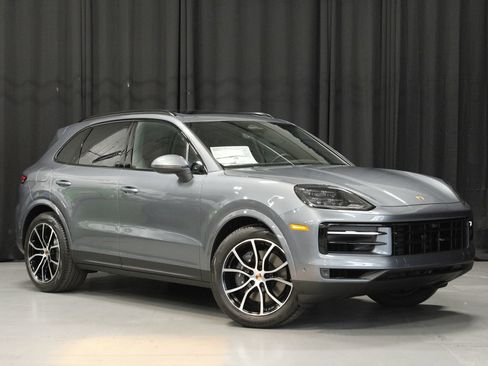 New 2026 Porsche Cayenne AWD/4WD image 7