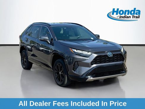 Used 2023 Toyota RAV4 SE w/ SE Grade Weather Package AWD/4WD image 1