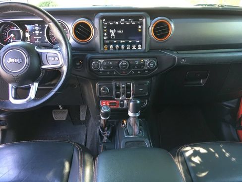 Used 2021 Jeep Gladiator Mojave AWD/4WD image 25