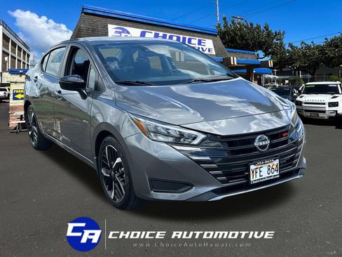 Used 2025 Nissan Versa SR w/ Trunk Package FWD image 10