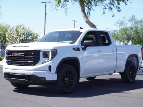 New 2026 GMC Sierra 1500 Elevation image 4