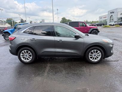 Used 2022 Ford Escape SE w/ Convenience Package