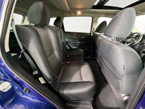 Used 2018 Nissan Rogue SV AWD/4WD image 26