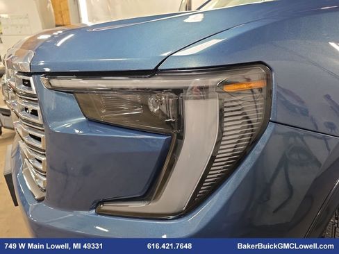 Used 2024 GMC Acadia Denali w/ Super Cruise Package image 36