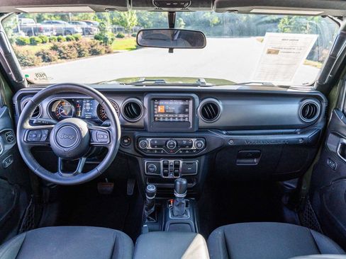 Used 2023 Jeep Wrangler Unlimited Sport AWD/4WD image 22