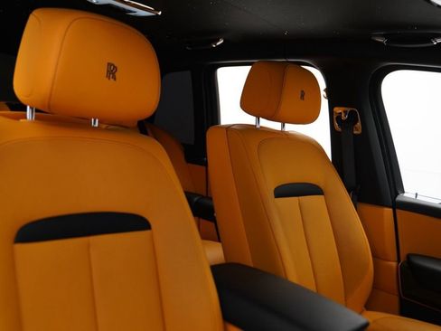 Certified 2024 Rolls-Royce Cullinan Black Badge w/ Driver's Package image 74