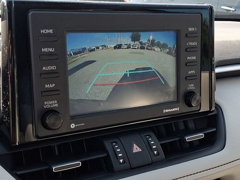 Used 2022 Toyota RAV4 XLE Premium FWD image 15