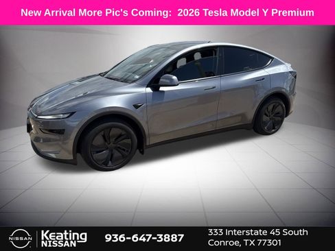 Used 2026 Tesla Model Y 2WD image 1