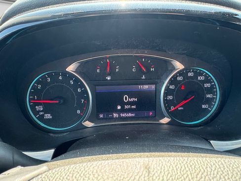 Used 2021 Chevrolet Traverse LT AWD/4WD image 12