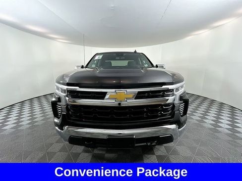 Used 2023 Chevrolet Silverado 1500 LT image 3
