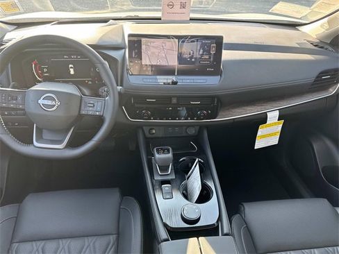 New 2026 Nissan Rogue Platinum w/ Platinum Premium Package image 19