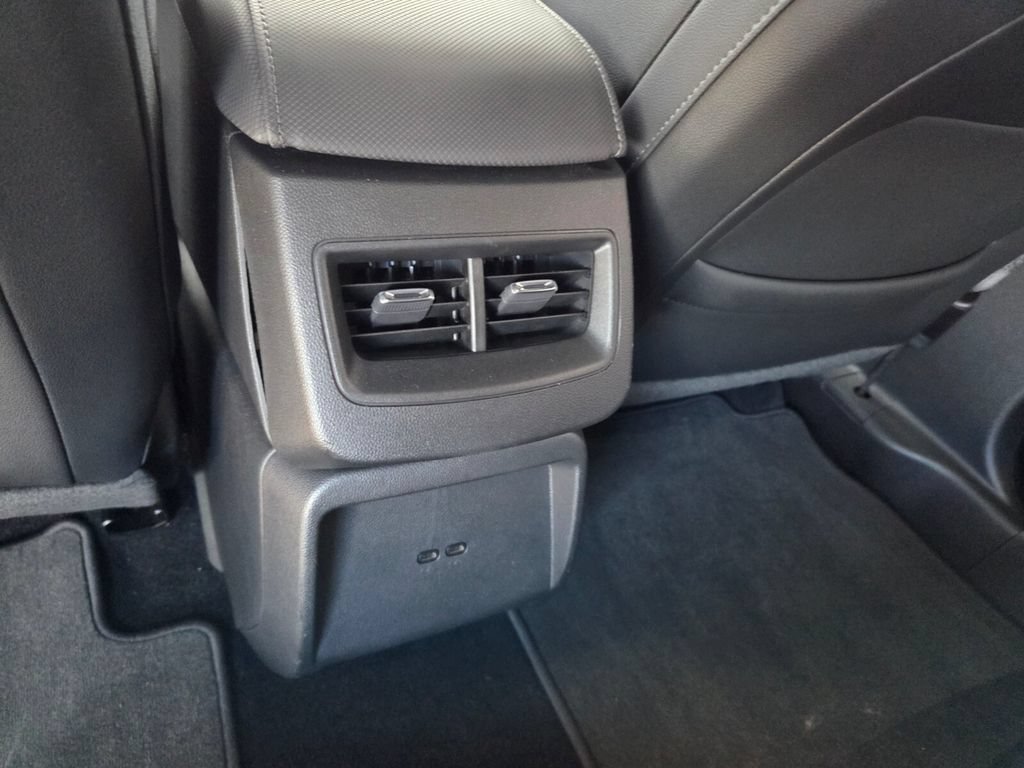 Certified 2024 Chevrolet Equinox EV RS FWD image 8