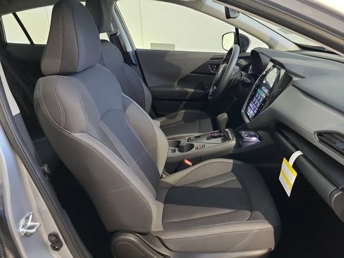 Used 2025 Subaru Crosstrek 2.0i Premium image 6
