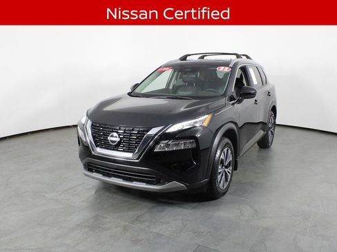 Certified 2023 Nissan Rogue SV w/ SV Premium B Package FWD image 2