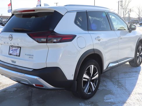 Used 2023 Nissan Rogue Platinum w/ Platinum Premium Package image 6