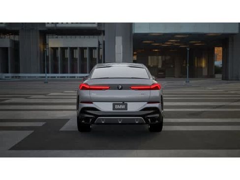 New 2026 BMW X6 xDrive40i w/ Executive Package image 5