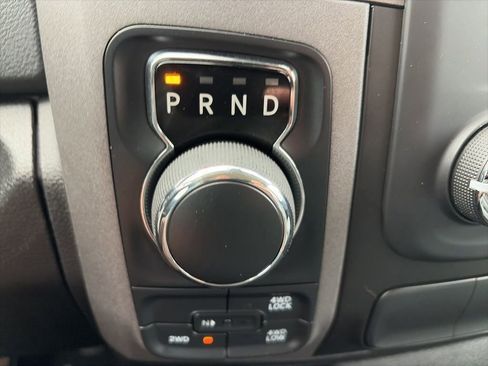 Used 2019 RAM 1500 Express image 17