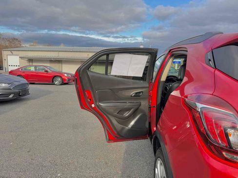 Used 2017 Buick Encore Preferred image 16