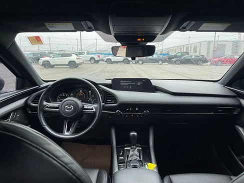 Used 2019 MAZDA MAZDA3 AWD Hatchback w/ Preferred Pkg image 19