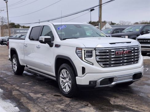 Used 2022 GMC Sierra 1500 Denali image 7
