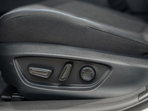 Used 2026 Toyota Camry LE image 35