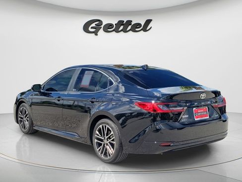 Certified 2025 Toyota Camry XLE FWD image 7