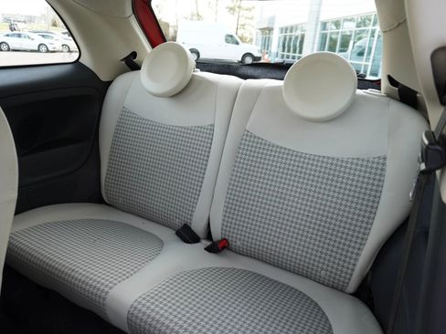 Used 2018 FIAT 500 Pop image 12