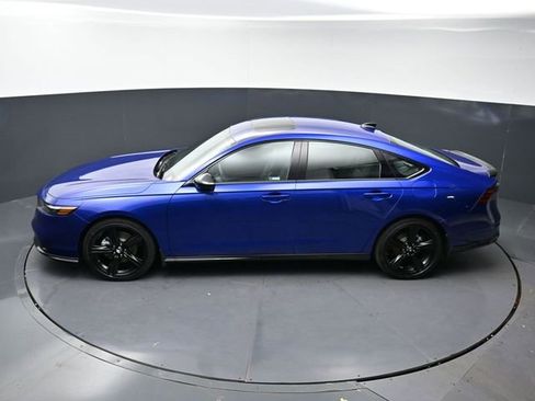 Certified 2025 Honda Accord Sport image 30