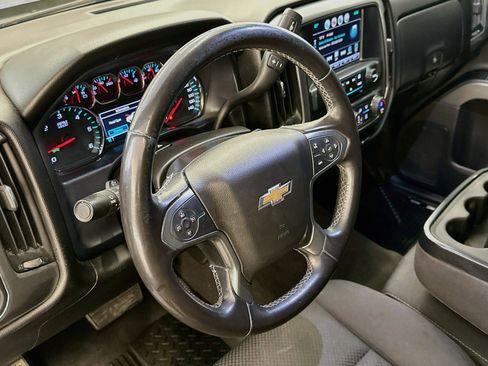 Used 2018 Chevrolet Silverado 1500 LT w/ All Star Edition AWD/4WD image 18