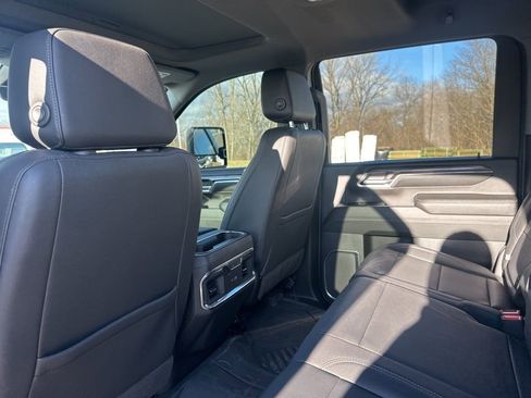 Used 2024 Chevrolet Silverado 2500 LTZ w/ LTZ Premium Package image 11