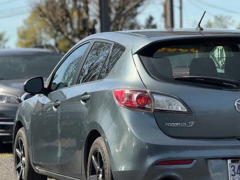 Used 2012 MAZDA MAZDA3 i Touring image 9