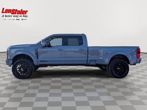 Used 2026 Ford F450 Lariat w/ FX4 Off-Road Package image 2