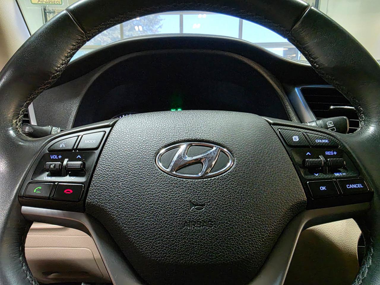 Used 2016 Hyundai Tucson Limited AWD/4WD image 29