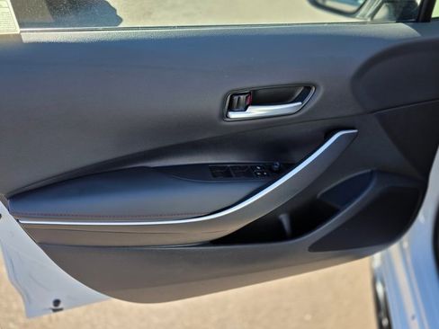 Used 2024 Toyota Corolla SE image 16